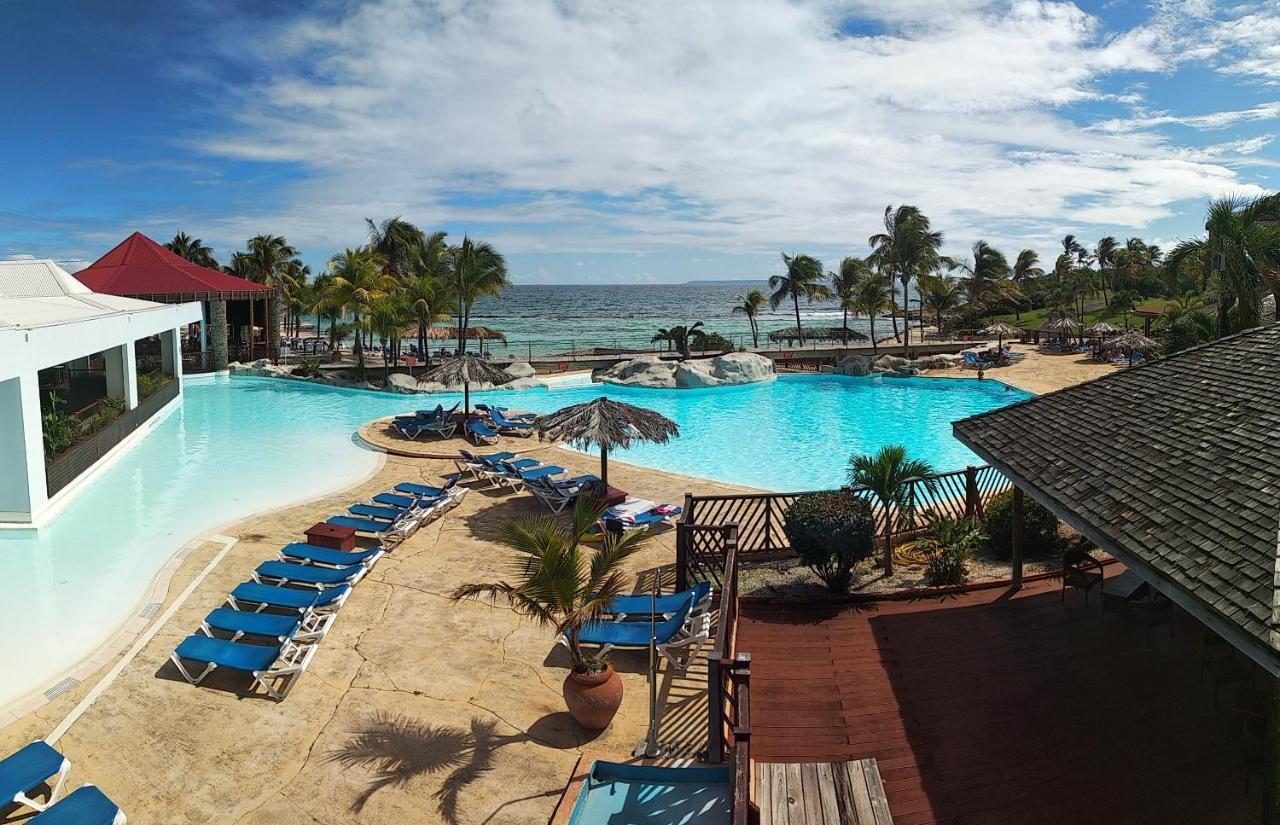 Studio Avec Grande Piscine, Plage Cannelle Caraibes Сен-Франсуа Екстер'єр фото
