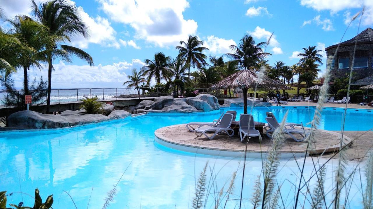 Studio Avec Grande Piscine, Plage Cannelle Caraibes Сен-Франсуа Екстер'єр фото